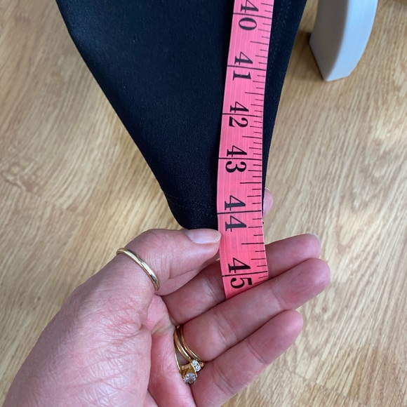 WOMEN’S BLACK SKIRT SET SIZE S - Picture 6 of 9